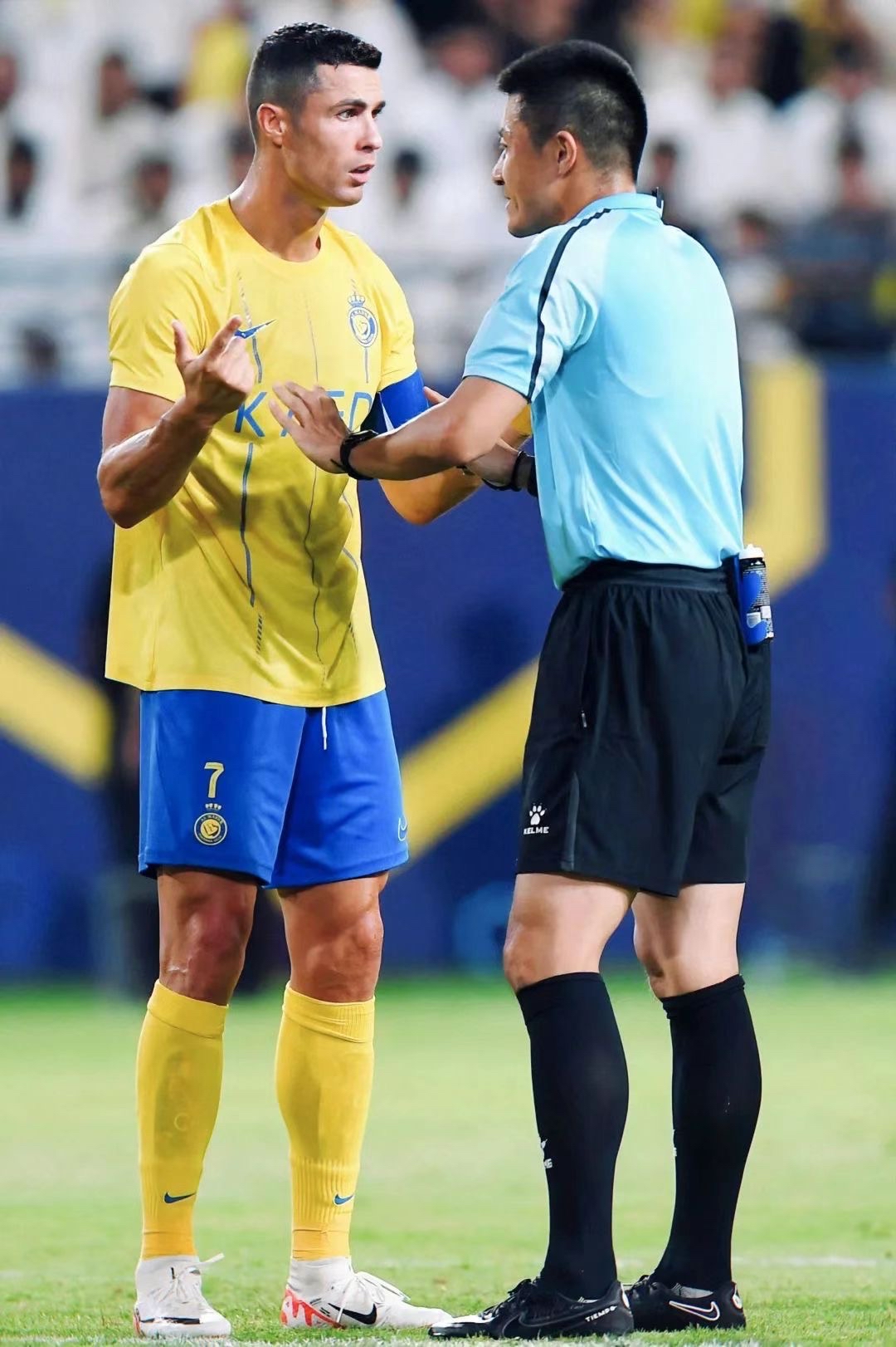 裁判代表发表看法，引发争议热议