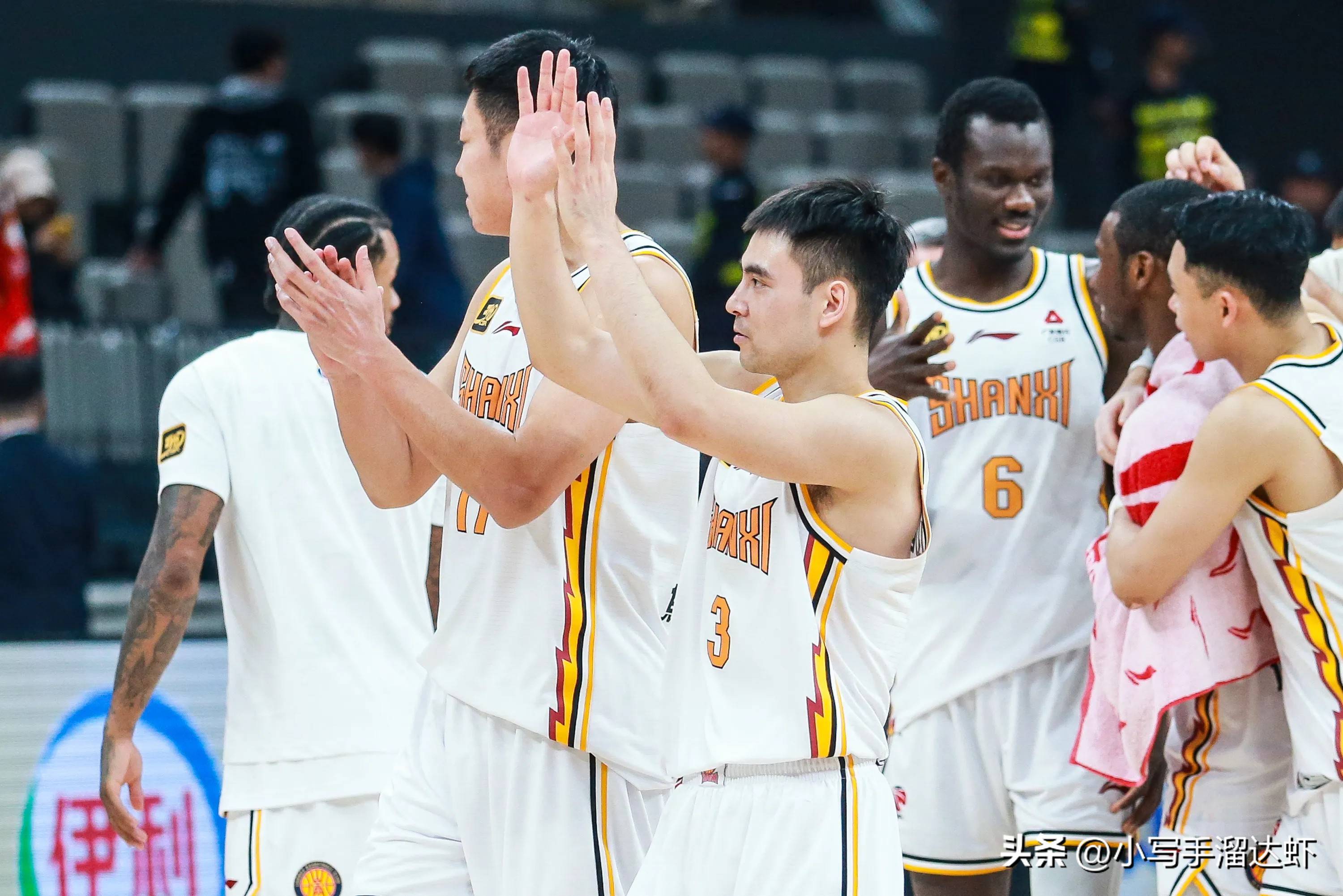 高水平比赛展现球队实力和团结精神