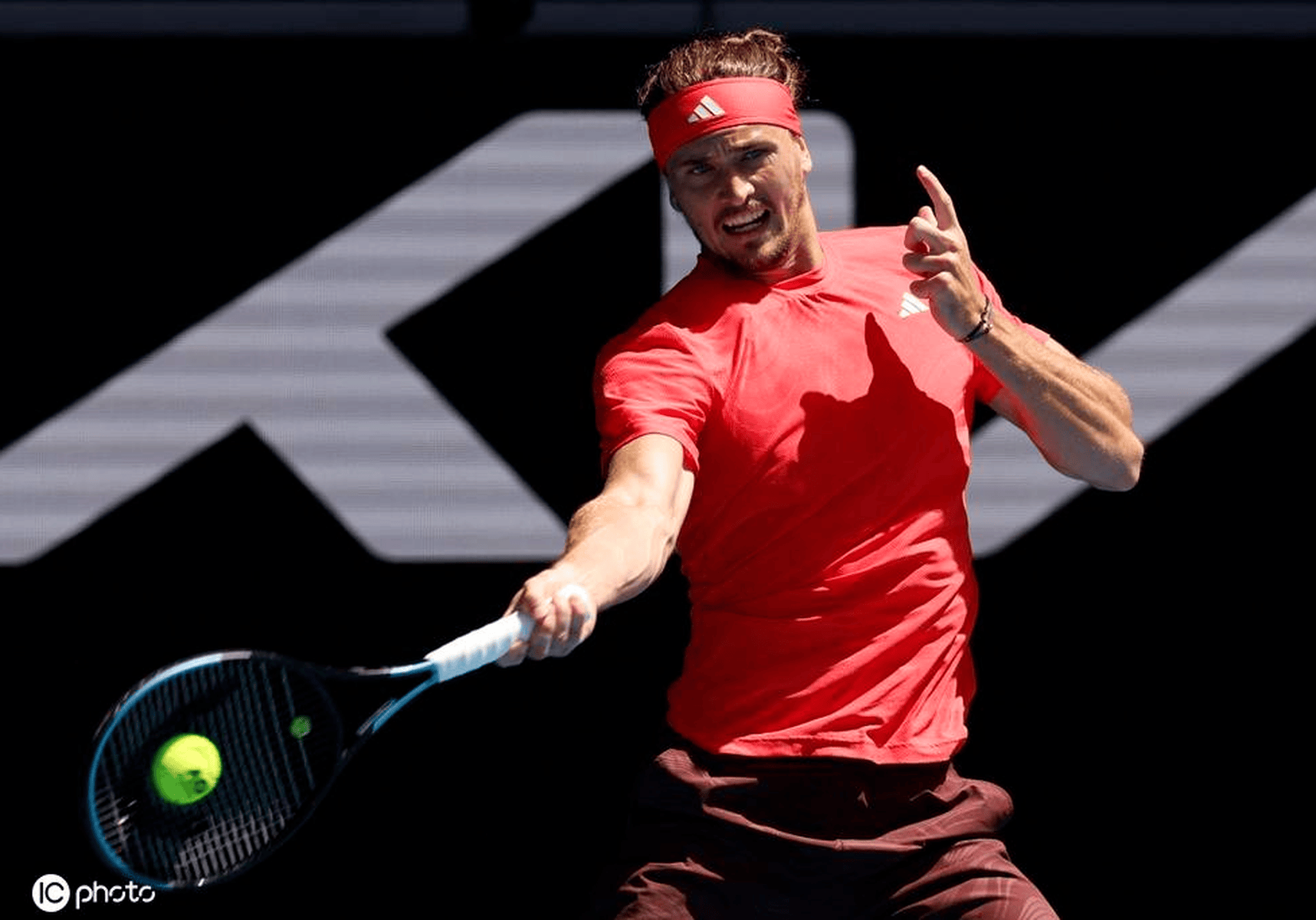 澳网险胜联合杯，兹维列夫惊艳四座的简单介绍