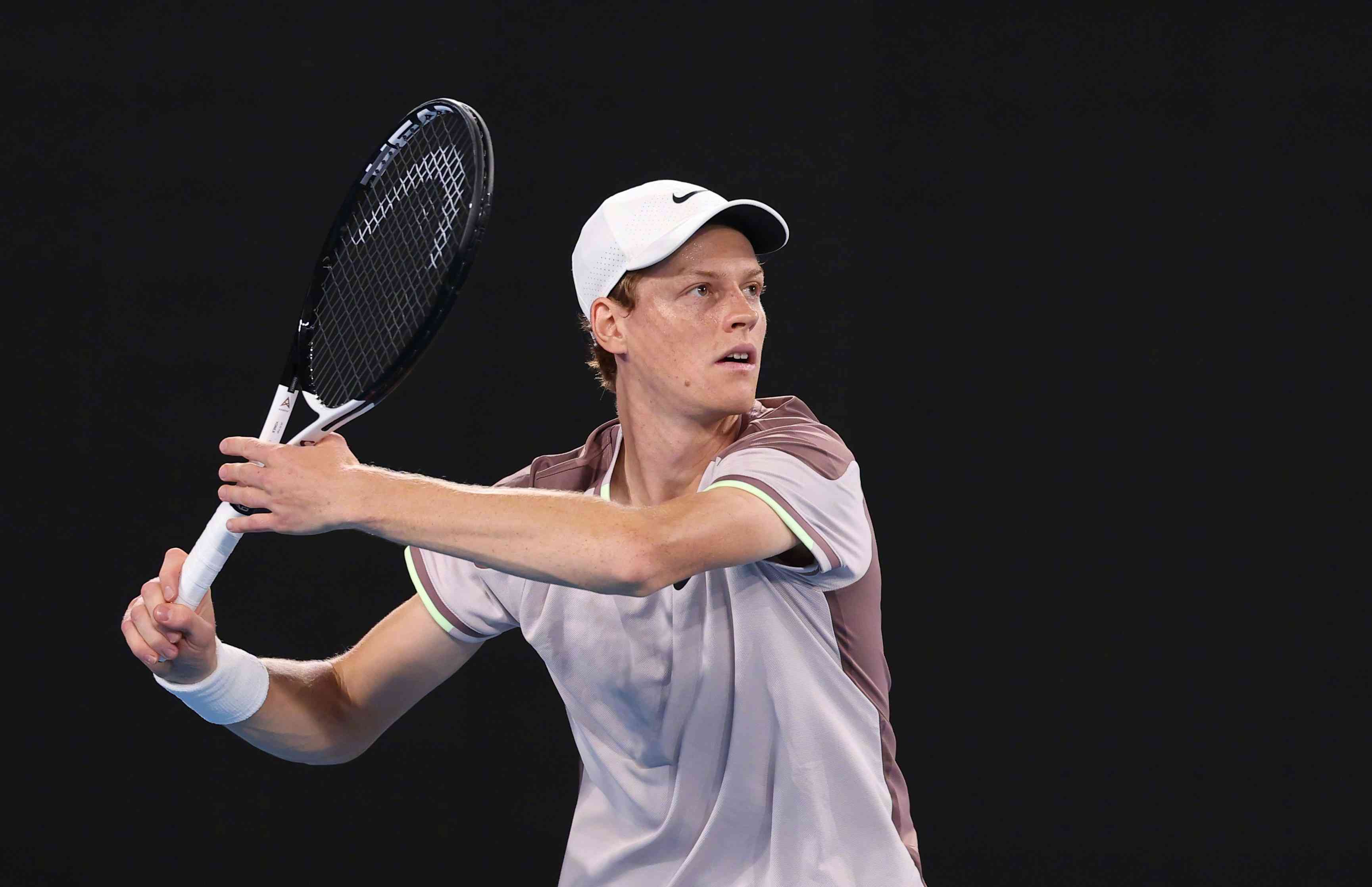 拉沃尔杯碾压美网，辛纳刷新纪录的简单介绍