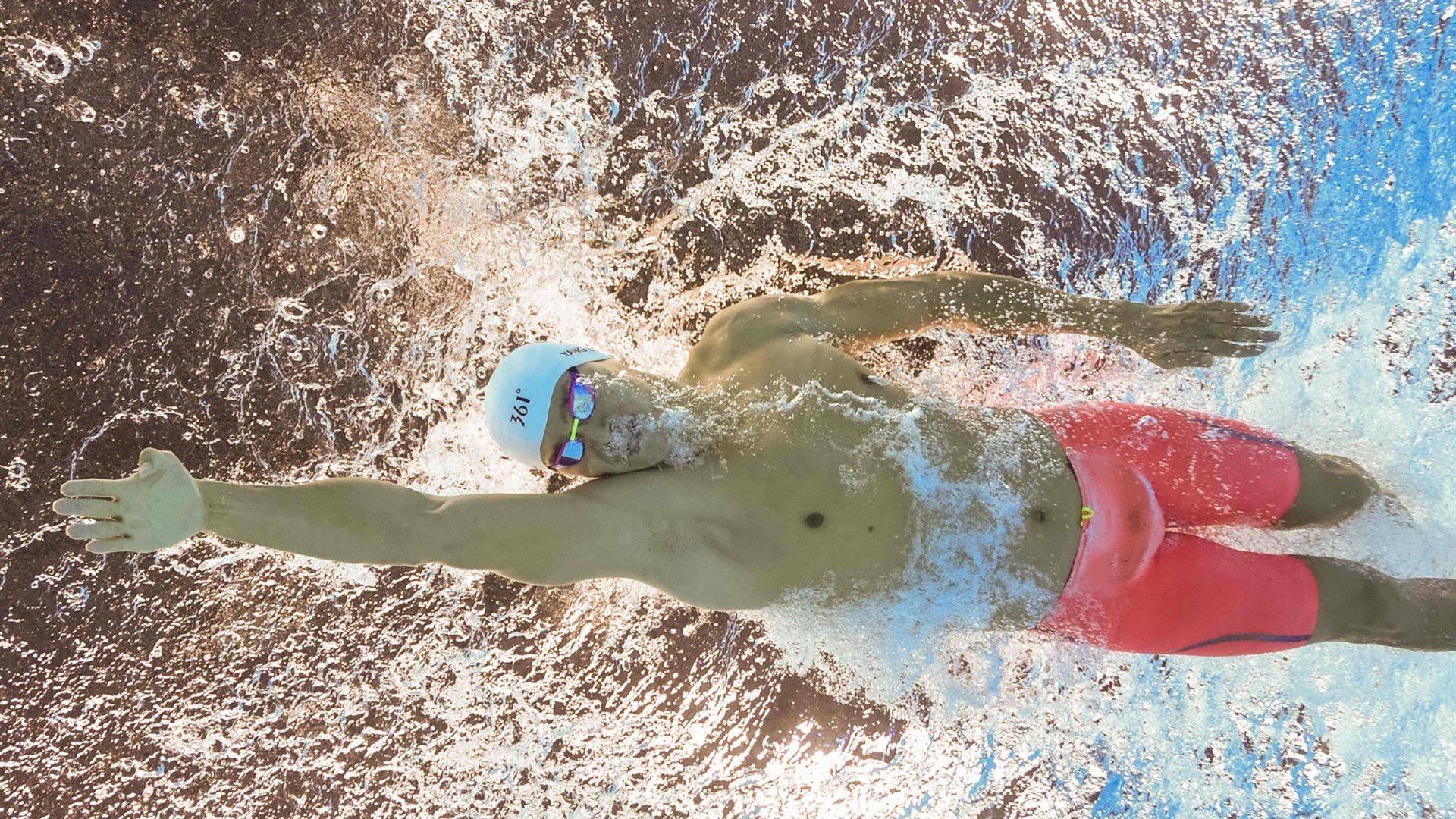 黄蜂末节蜂暴带走浙江，利拉德式连续得分拉开差距