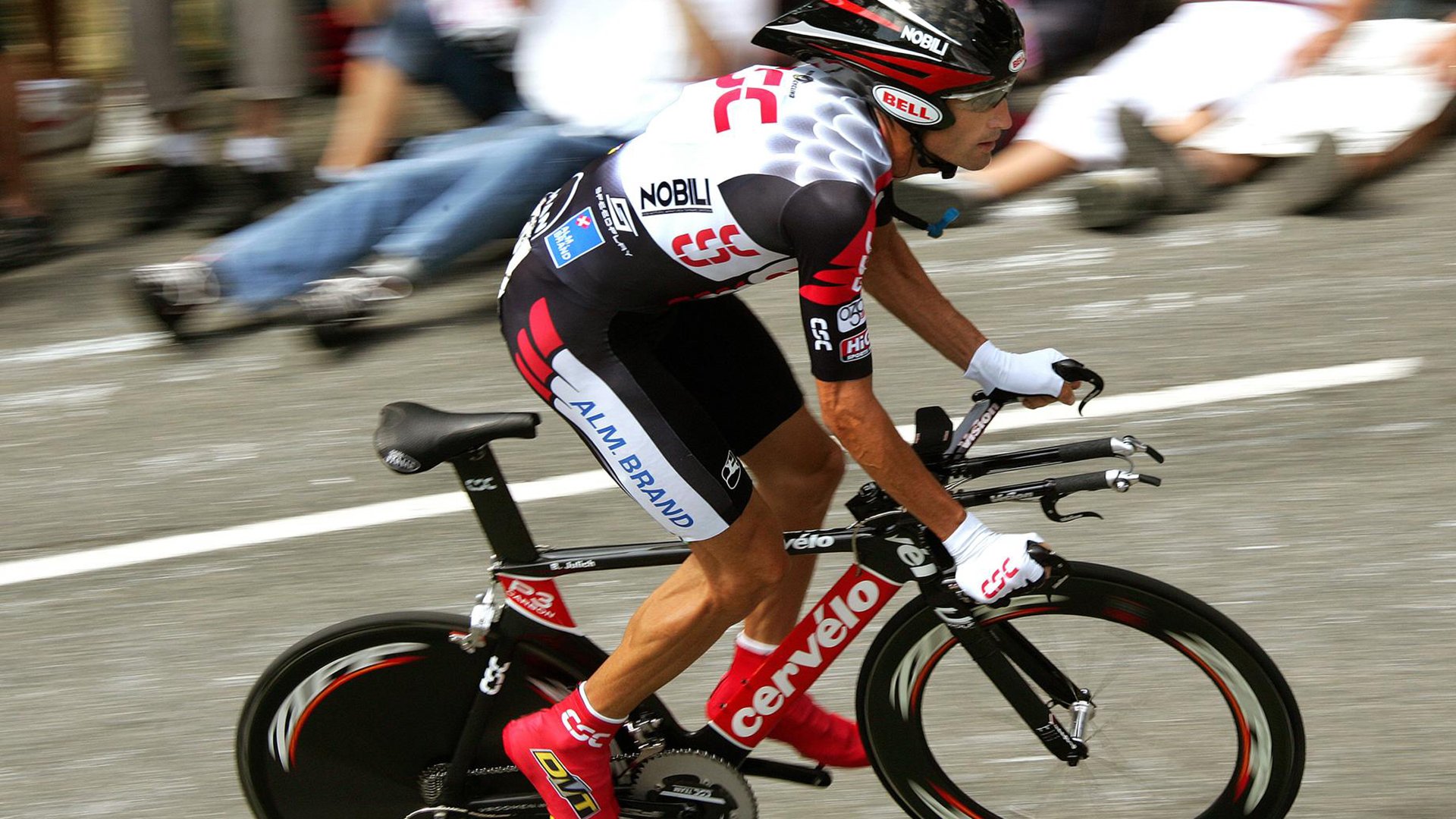 年度焦点之战,老鹰强势拿下猛龙,展翅高飞的战术革命